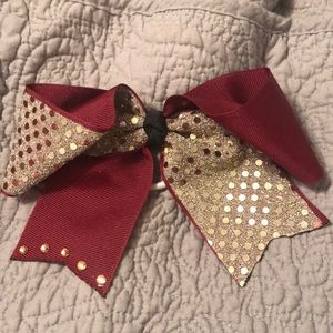 Cheer bow